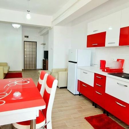 Red Accommodation Near Palas Mall Ιάσιο Εξωτερικό φωτογραφία